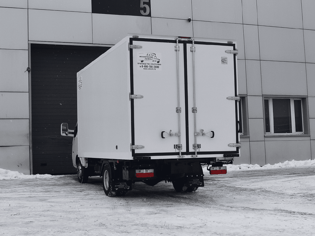 Изотермический фургон на шасси Junfeng Q35